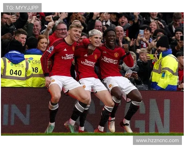 米体：那不勒斯冬窗急需补腰，已联系曼联询问引进梅努可行性